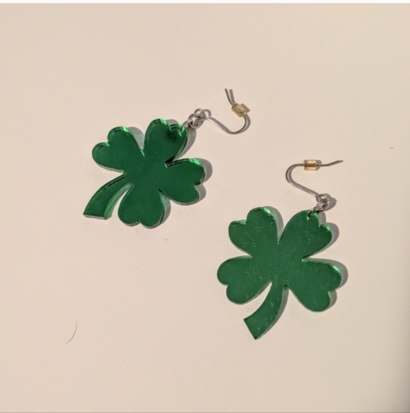 Saint Patrick's Green Clover Earrings - Picture 2 of 6